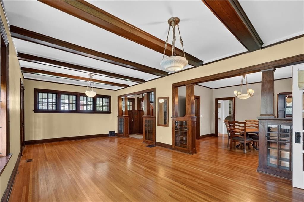 400 E Locust Street — photo 20