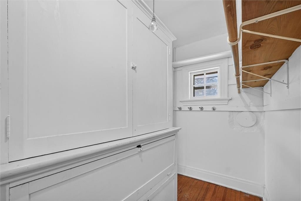400 E Locust Street — photo 44