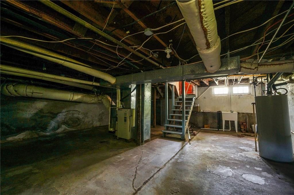 400 E Locust Street — photo 49