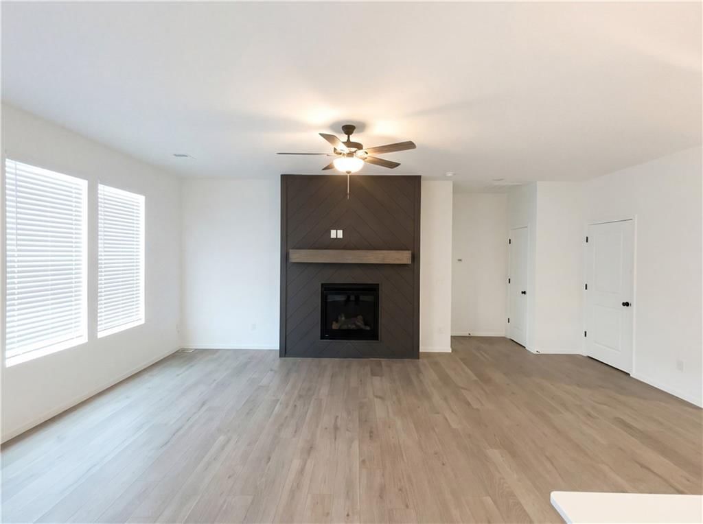 309 SW Hawthorne Court — photo 10