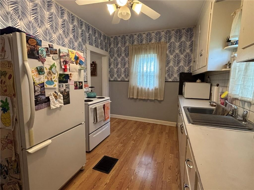 3329 Duncan Street — photo 14
