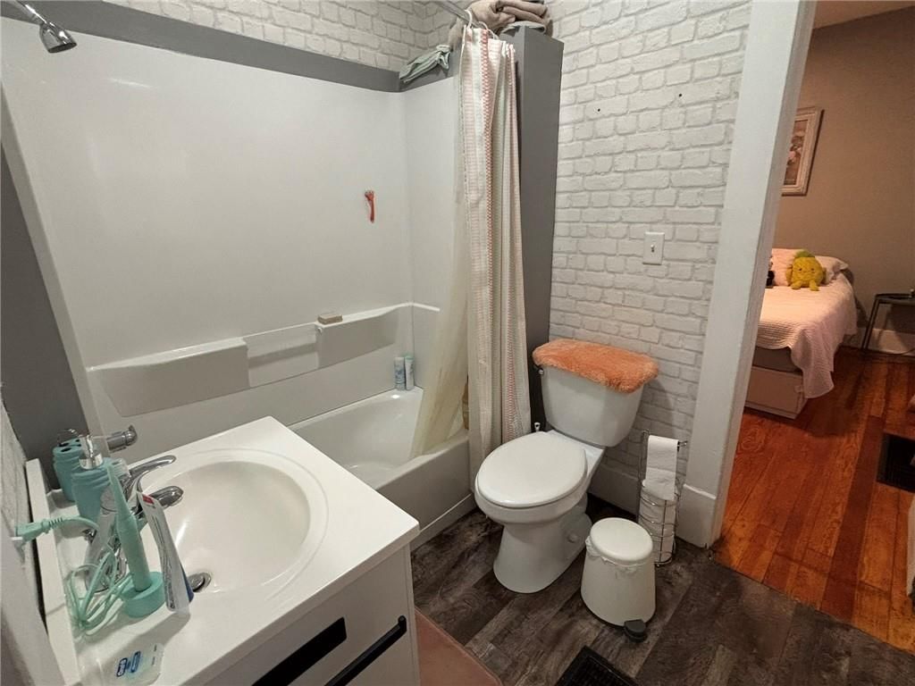 3329 Duncan Street — photo 21