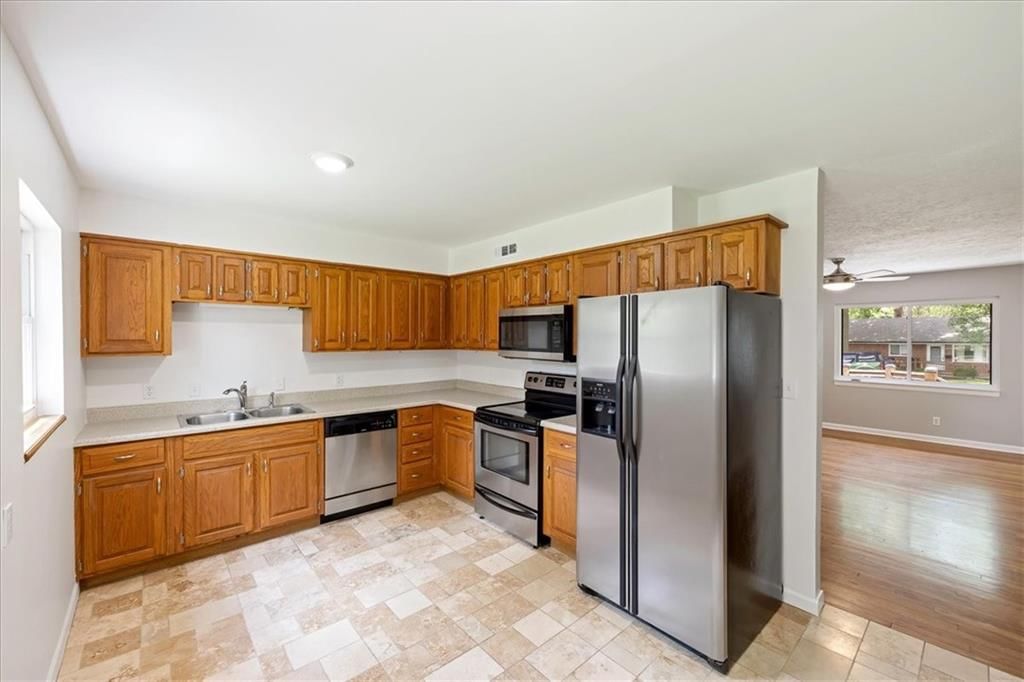 6305 W 82nd Terrace — photo 12