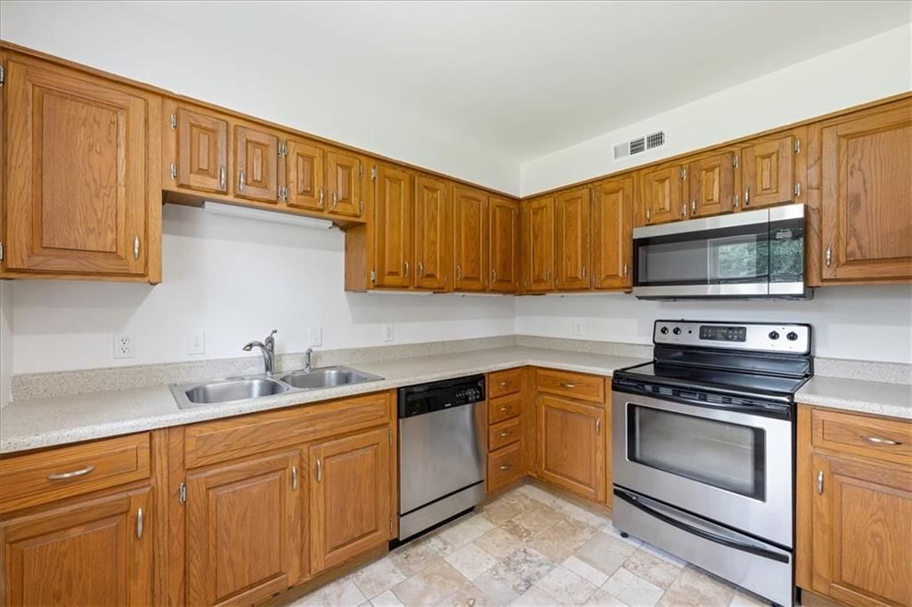 6305 W 82nd Terrace — photo 14