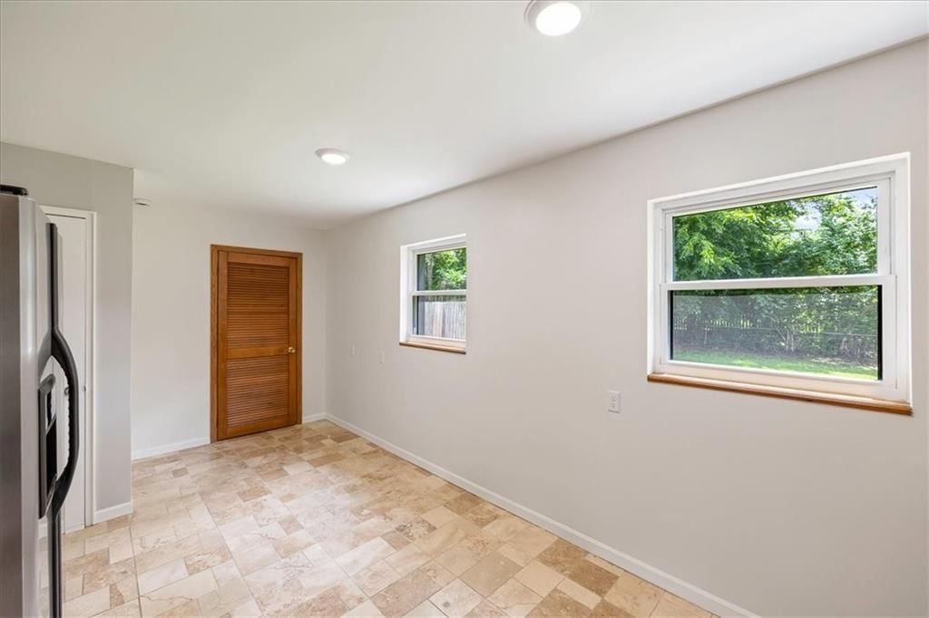 6305 W 82nd Terrace — photo 17