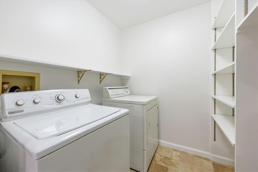 6305 W 82nd Terrace — photo 18
