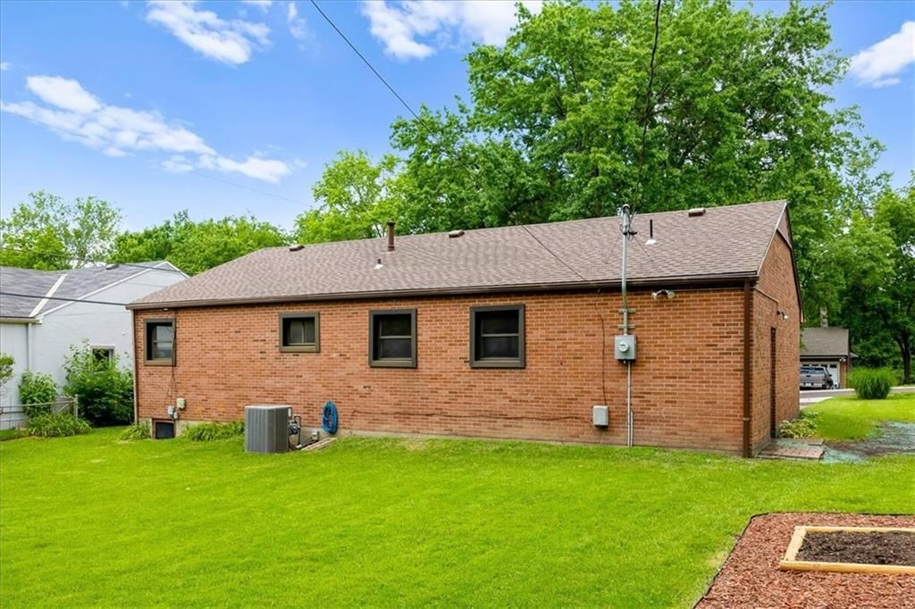 6305 W 82nd Terrace — photo 37