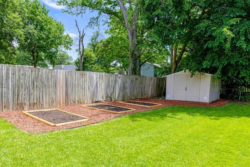 6305 W 82nd Terrace — photo 39