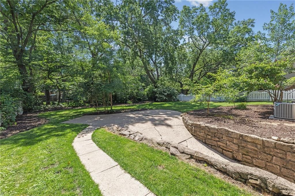 5147 Nall Avenue — photo 36