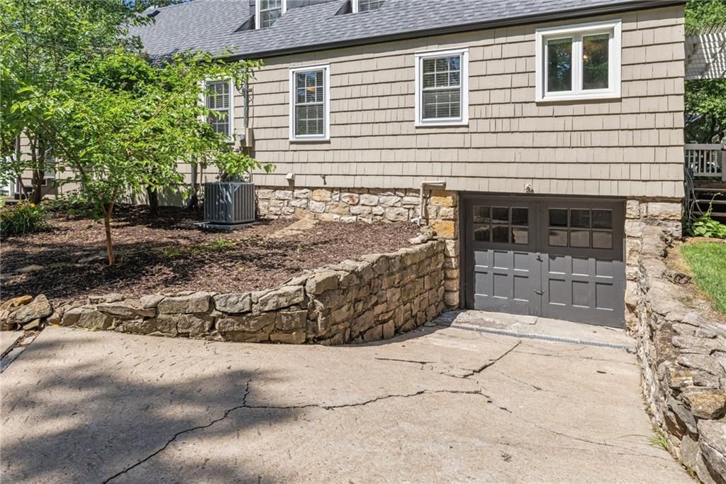5147 Nall Avenue — photo 39