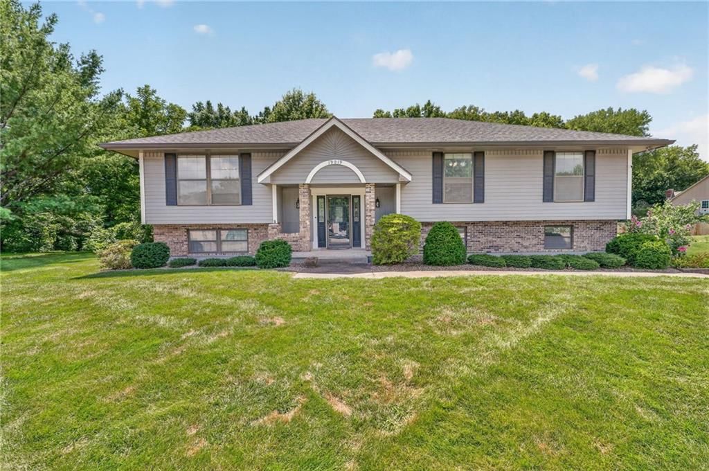 19019 E Ringo Circle — photo 1