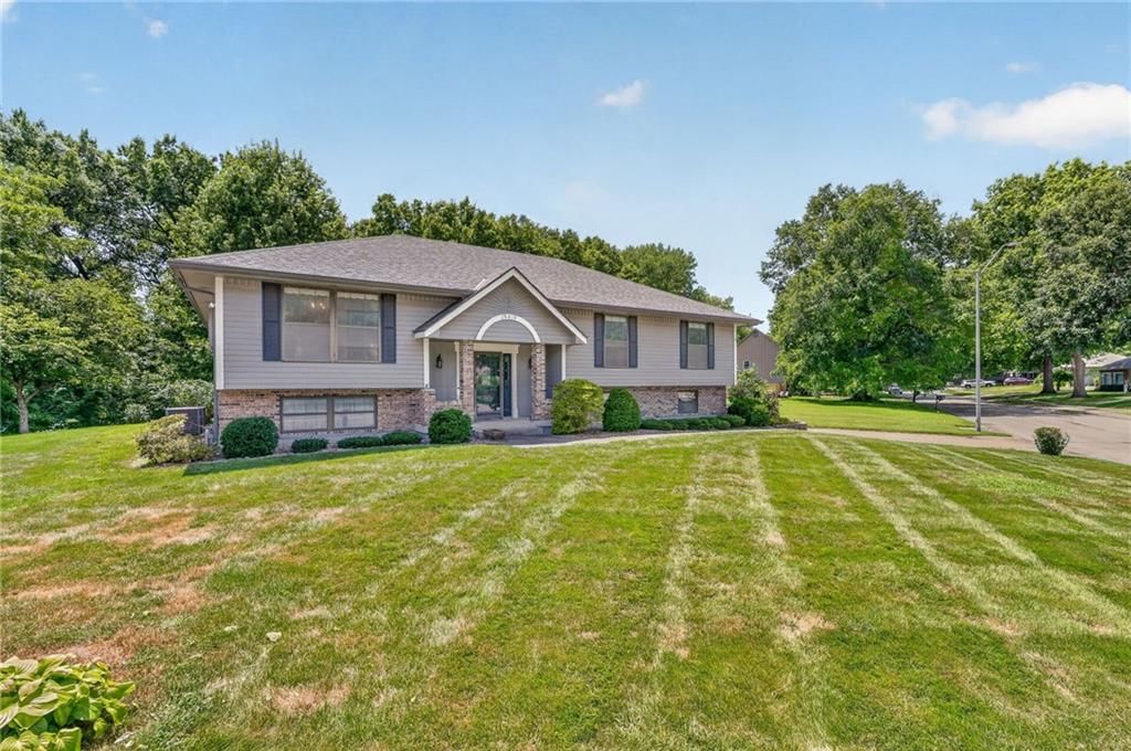 19019 E Ringo Circle — photo 2