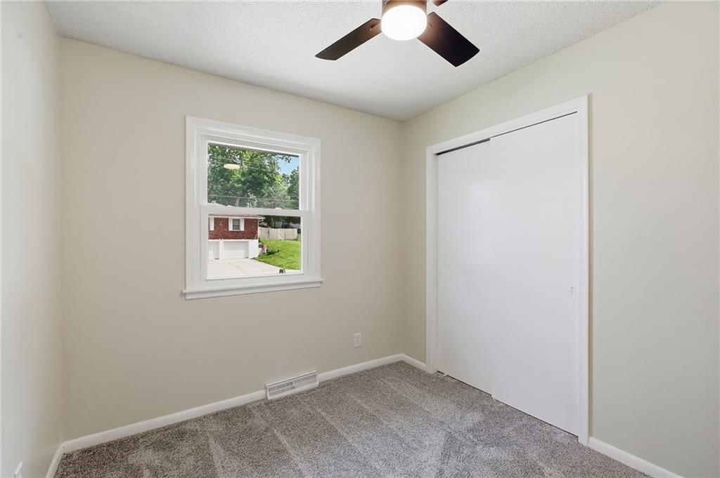 7745 Yecker Avenue — photo 17