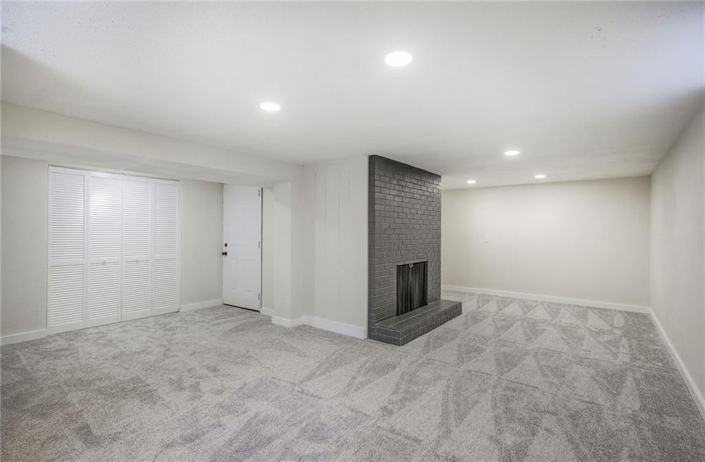 7745 Yecker Avenue — photo 27