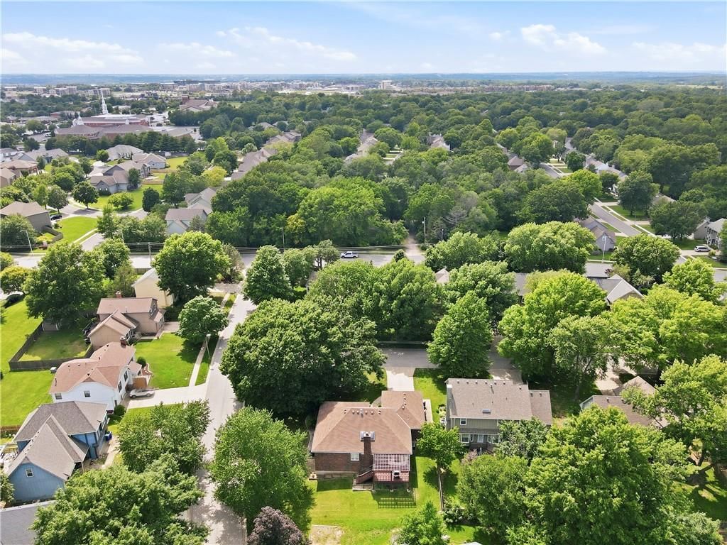 8533 Constance Street — photo 32
