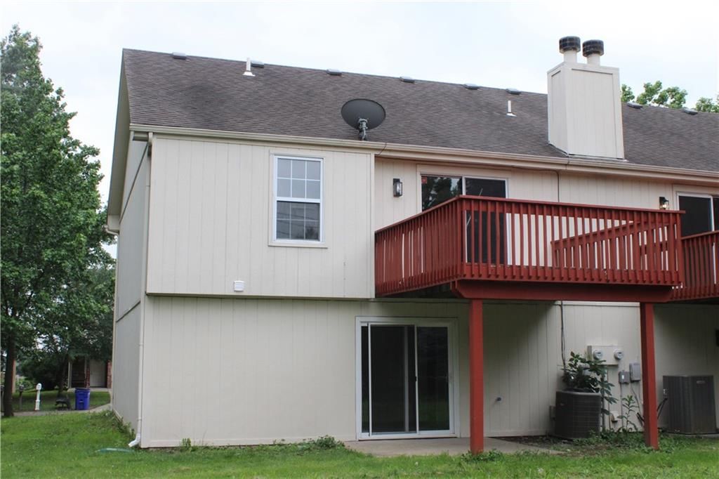 401 NW Highland Lane — photo 4