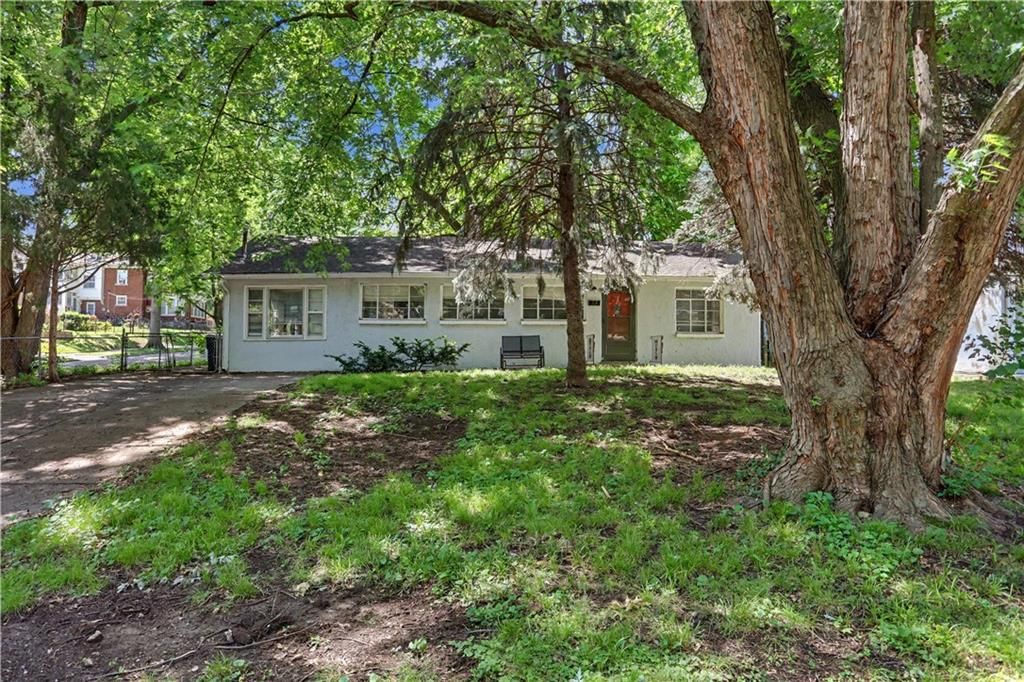 937 W 32nd Terrace, Kansas City, MO