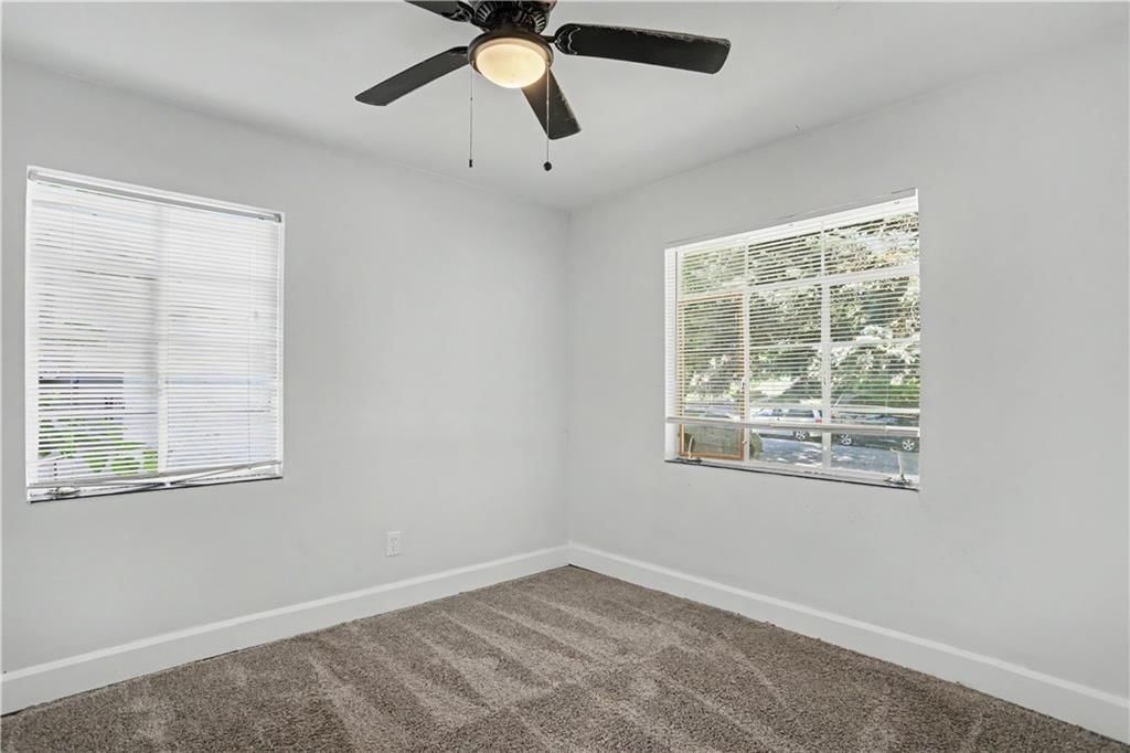 937 W 32nd Terrace — photo 14