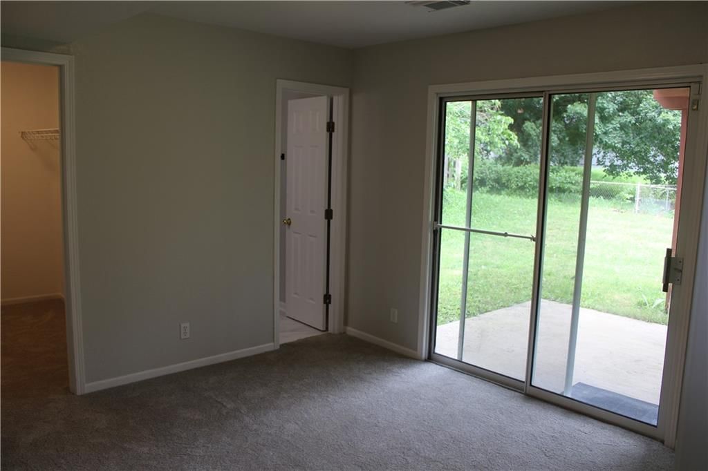 403 NW Highland Lane — photo 12