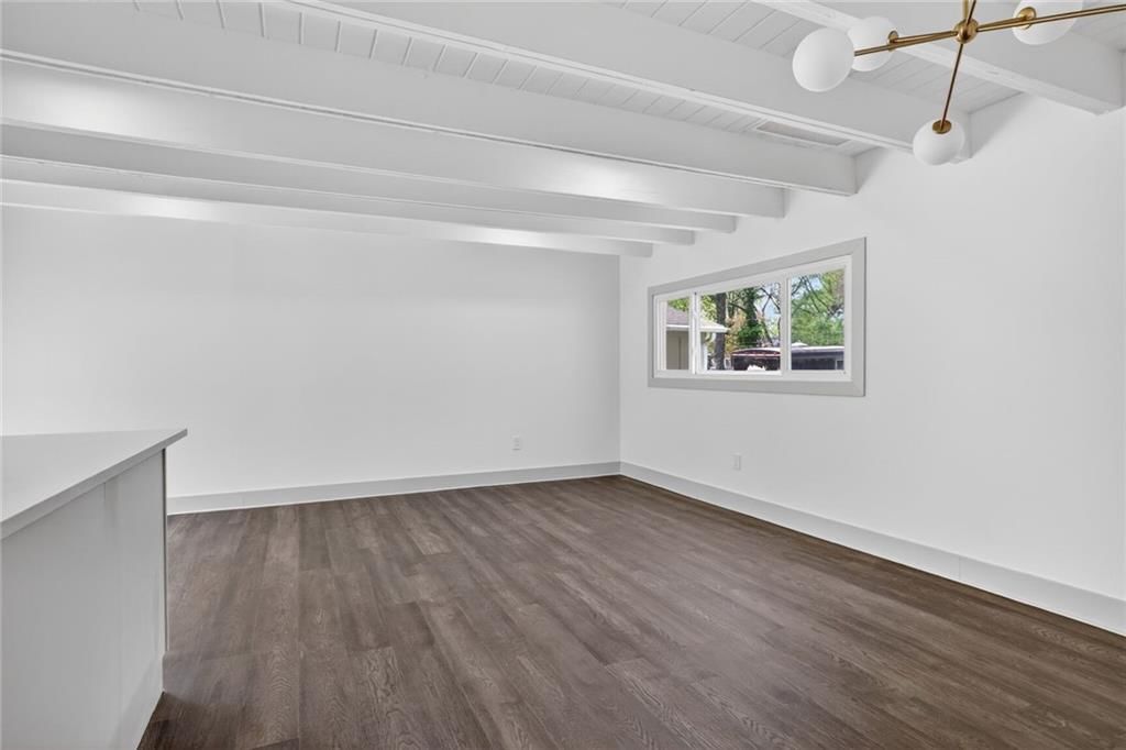 5409 Maple Street — photo 4