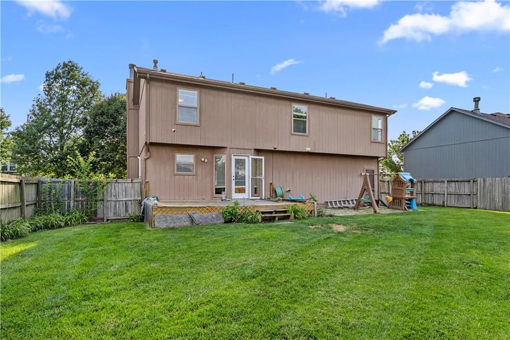 741 N Poplar Street — photo 5