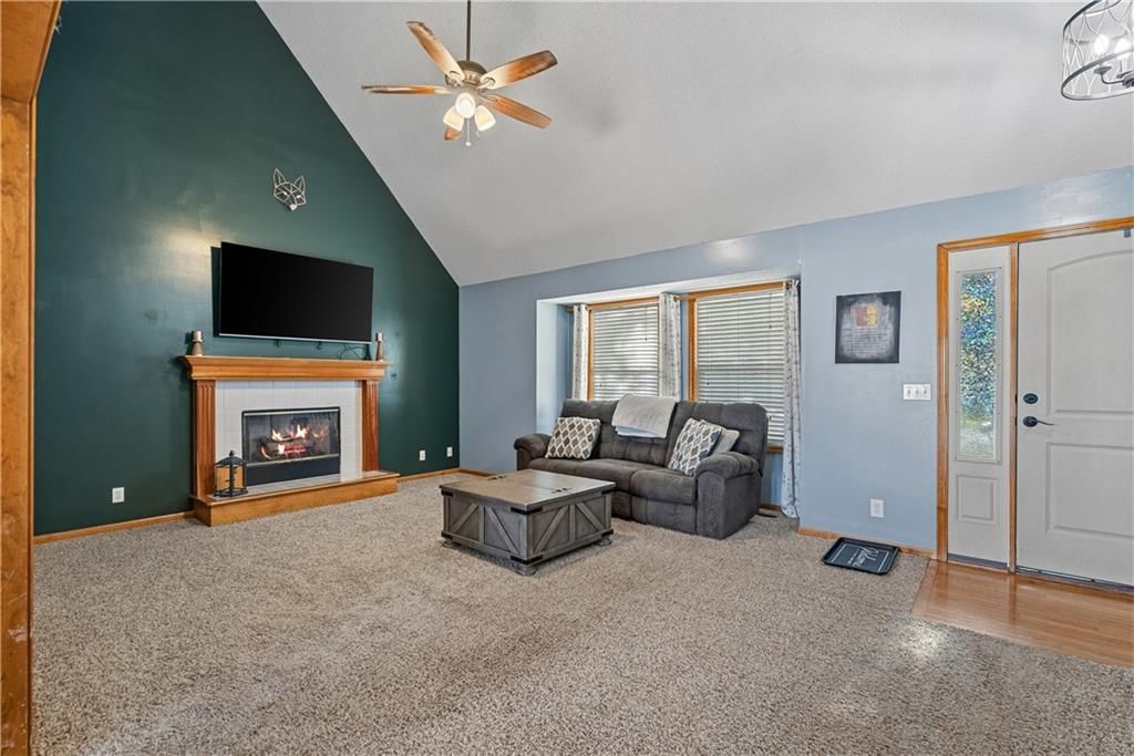 741 N Poplar Street — photo 8