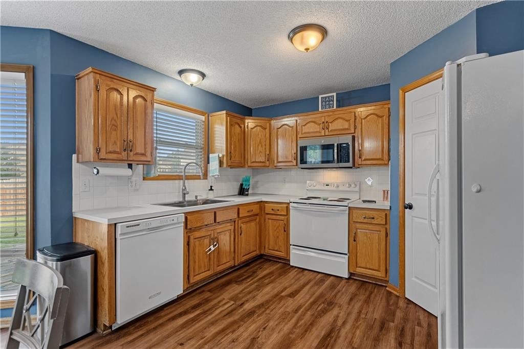 741 N Poplar Street — photo 14