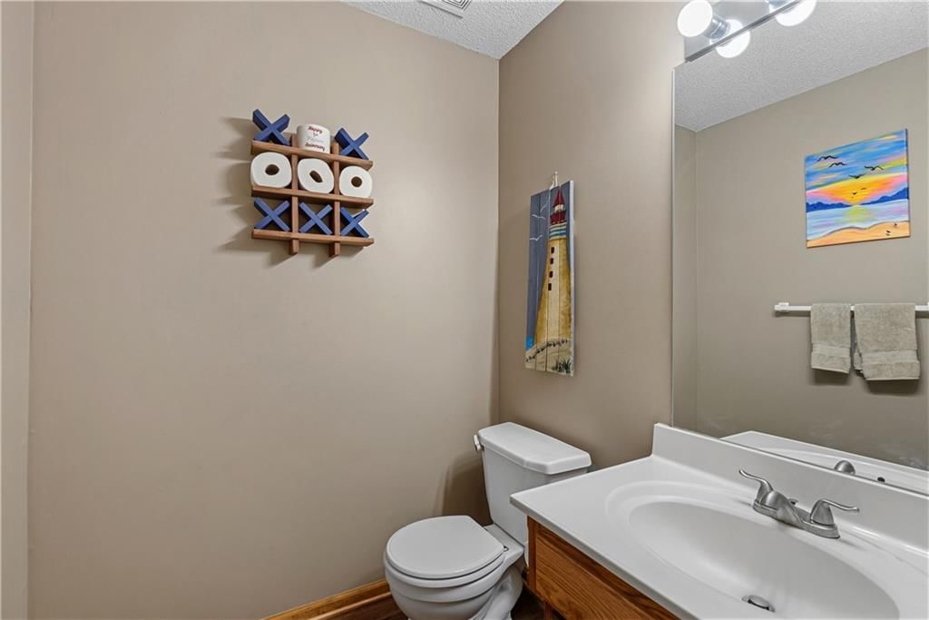 741 N Poplar Street — photo 19