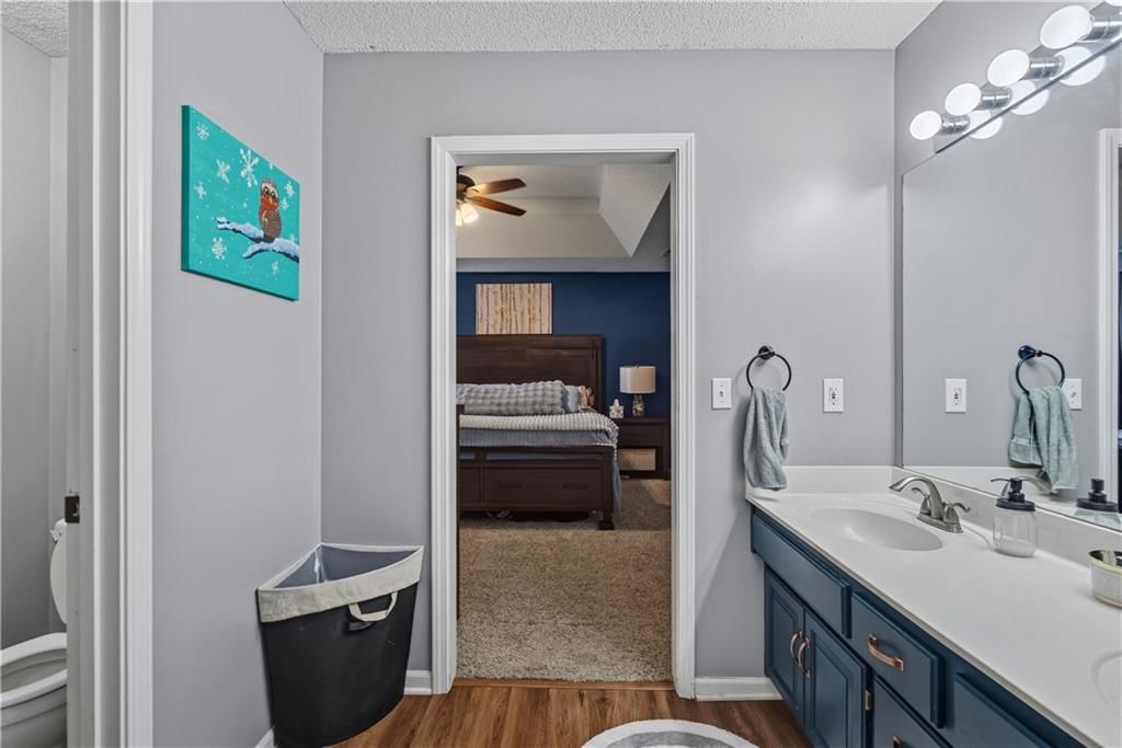 741 N Poplar Street — photo 24