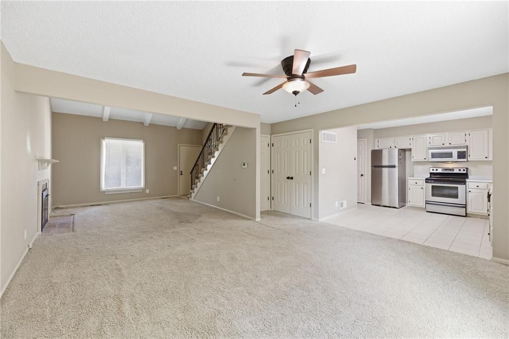 9707 W 83rd Terrace — photo 5
