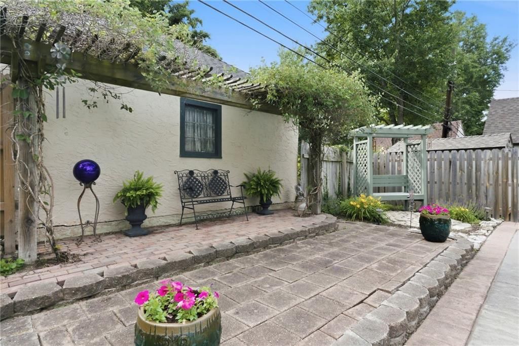 7310 Mercier Street — photo 18
