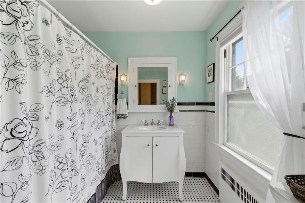 7310 Mercier Street — photo 27