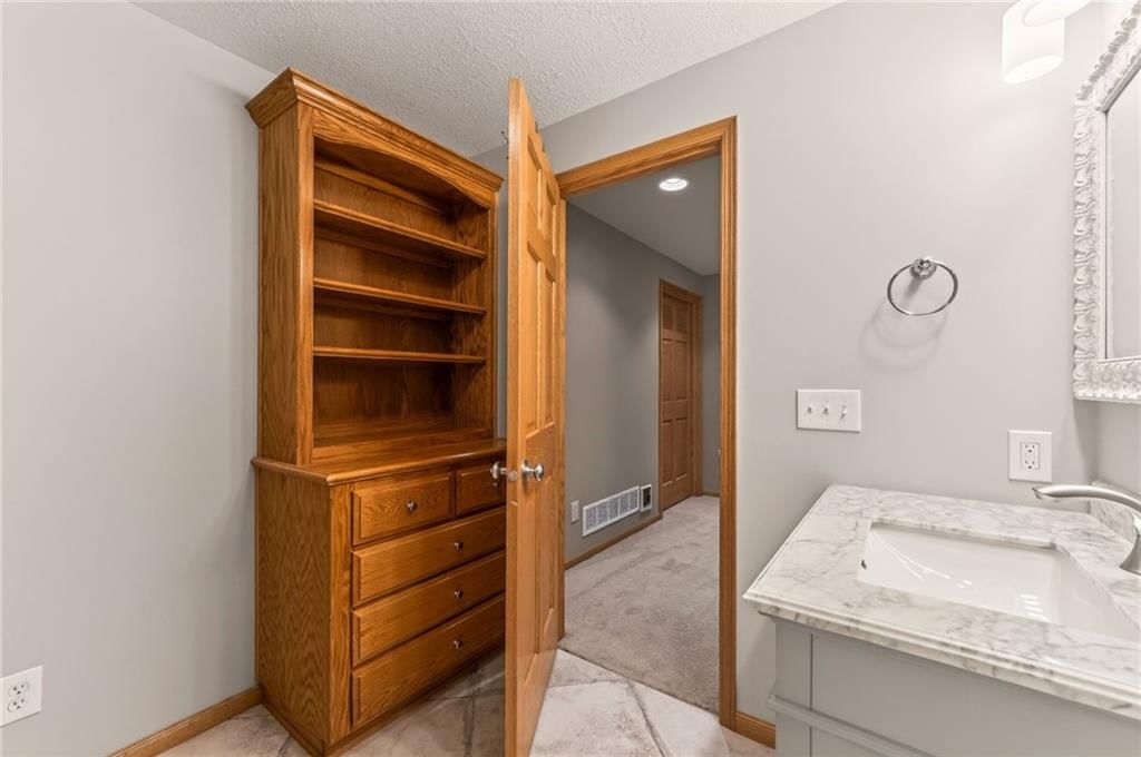 4503 S Wilshire Drive — photo 40