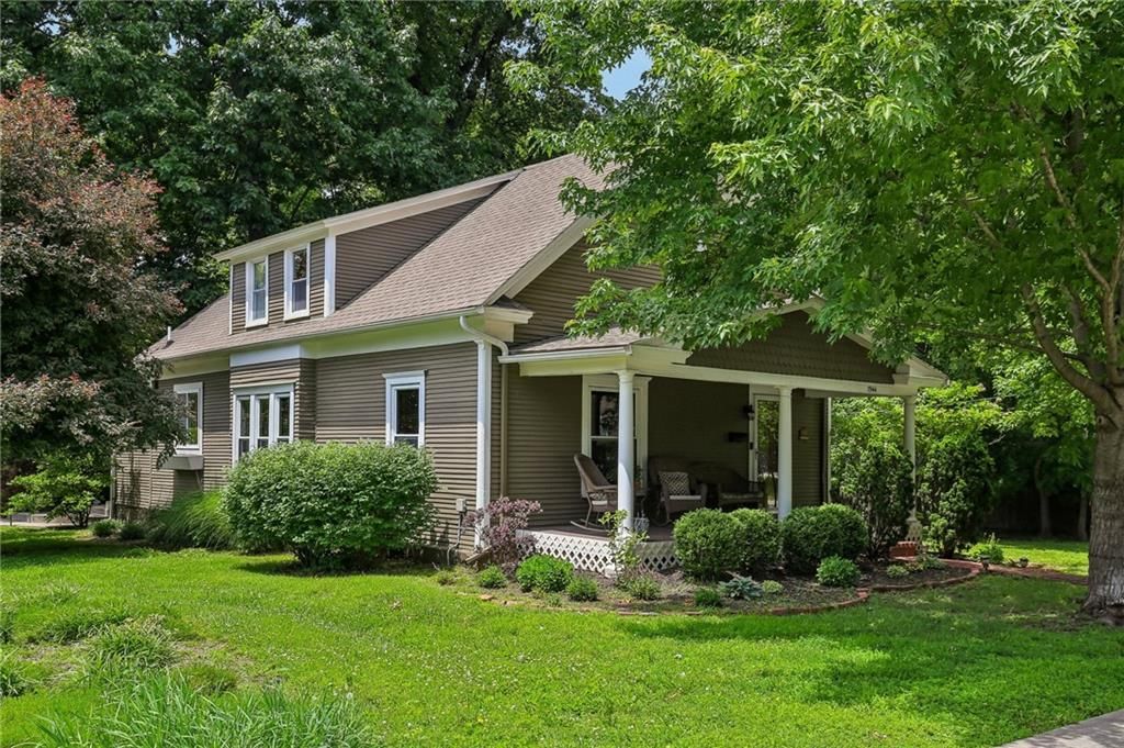 7944 Robinson Street — photo 4