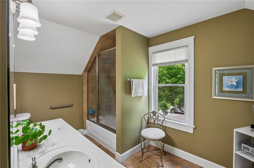 7944 Robinson Street — photo 19