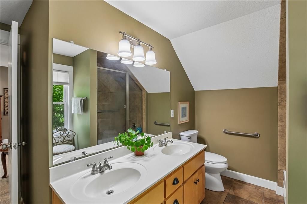 7944 Robinson Street — photo 20