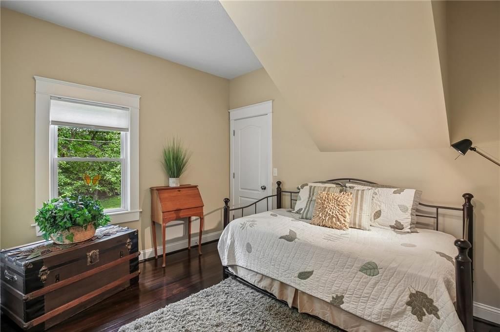 7944 Robinson Street — photo 27