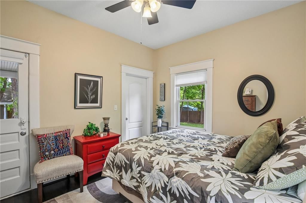 7944 Robinson Street — photo 30