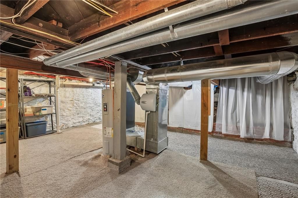 7944 Robinson Street — photo 35
