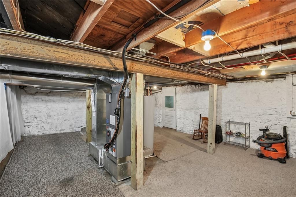 7944 Robinson Street — photo 37