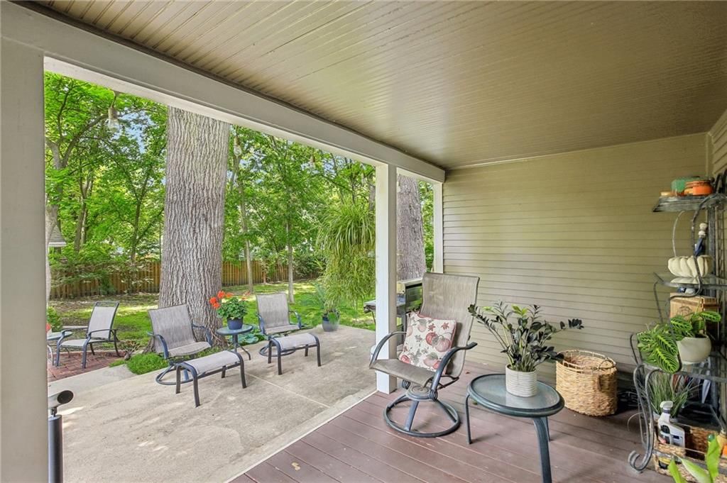 7944 Robinson Street — photo 38