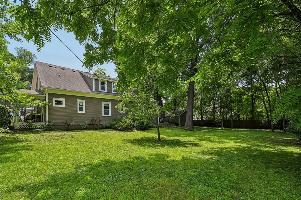7944 Robinson Street — photo 43