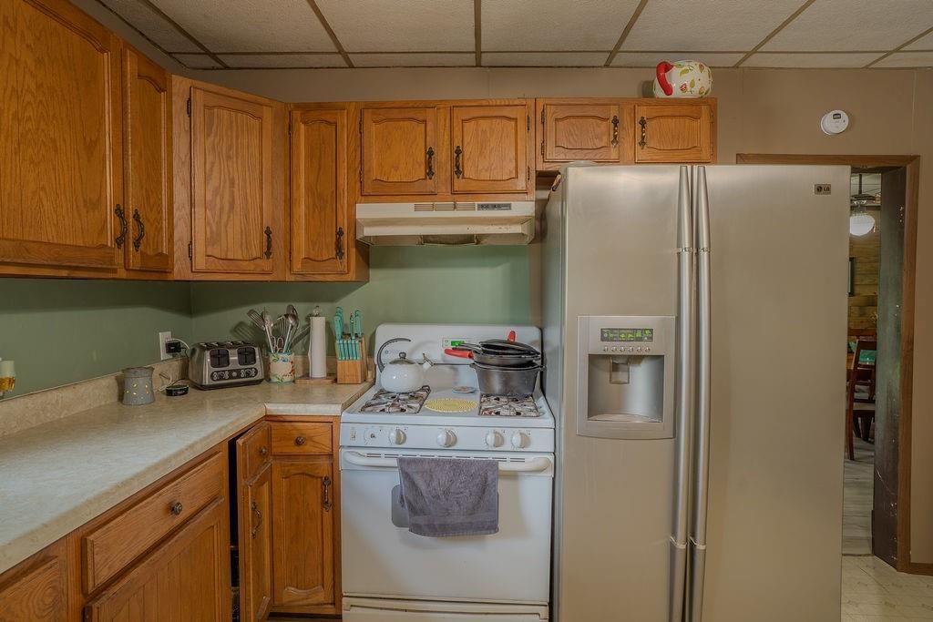 203 E Sycamore Street — photo 15