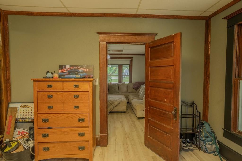 203 E Sycamore Street — photo 21