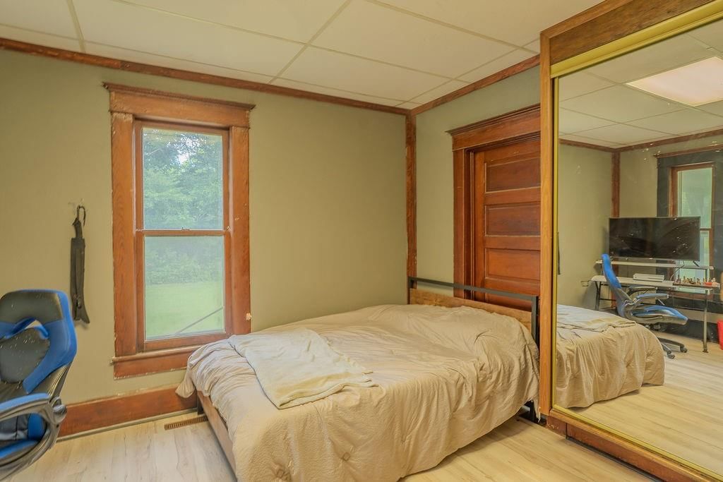 203 E Sycamore Street — photo 22