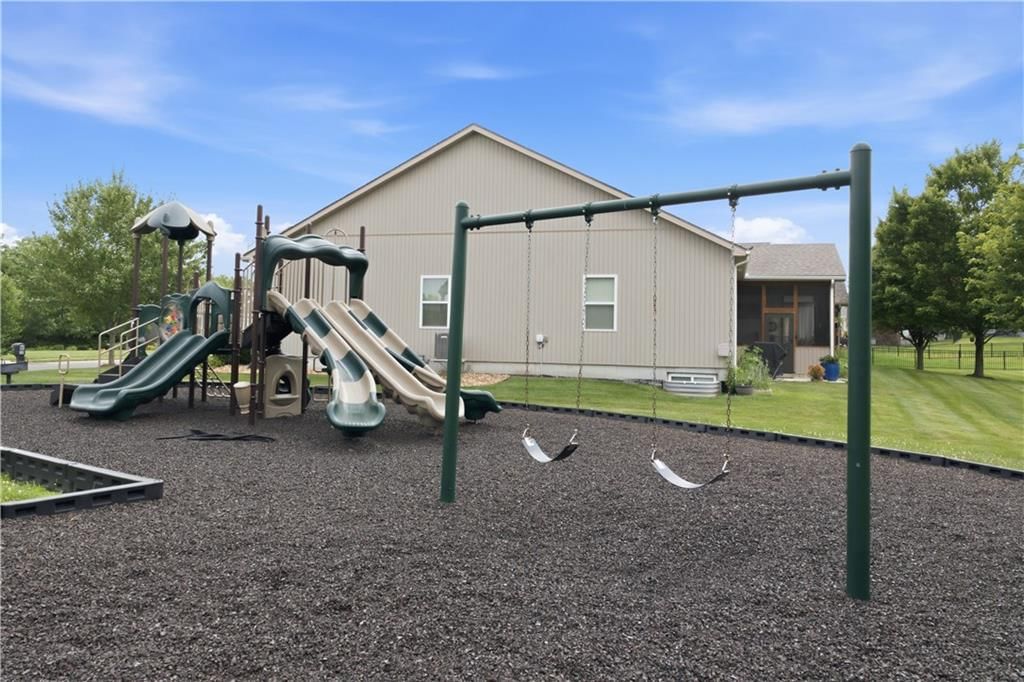 1014 NW 113TH Street — photo 35