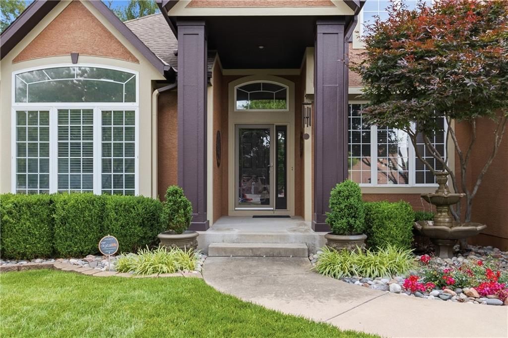 225 NE Misty Meadow Drive — photo 3