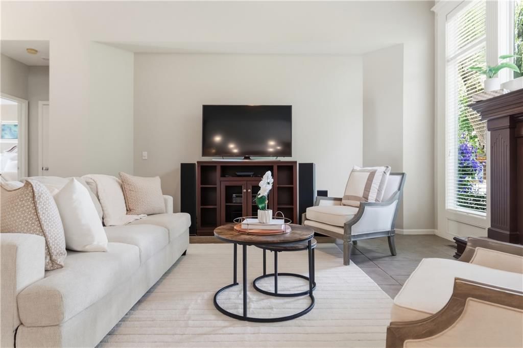 225 NE Misty Meadow Drive — photo 15