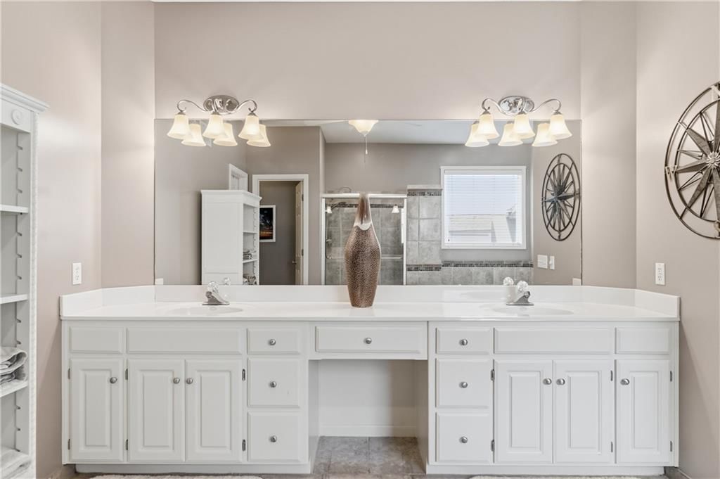 225 NE Misty Meadow Drive — photo 31