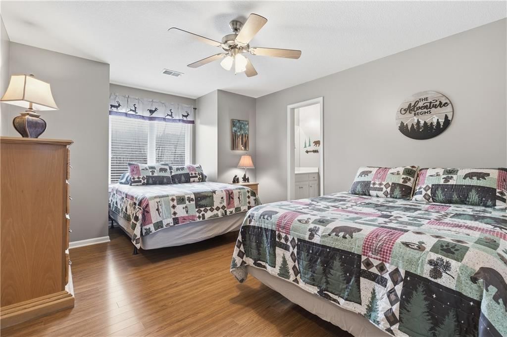 225 NE Misty Meadow Drive — photo 36